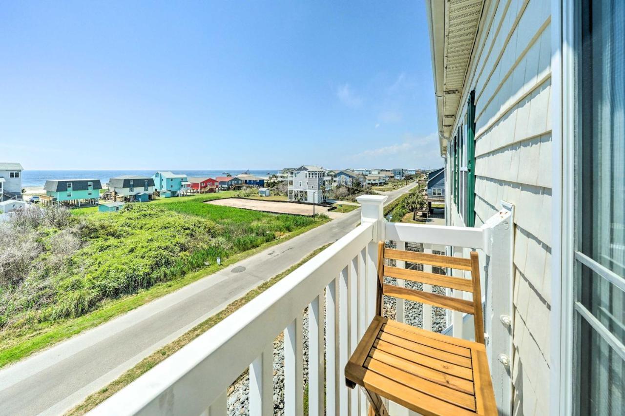 Ocean-View Oak Island Condo, 1 Block To Beach! エクステリア 写真